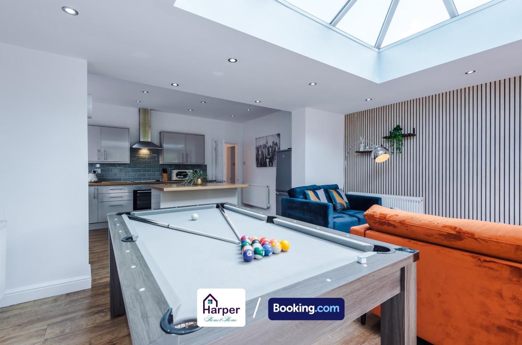 Spacious Detached Bungalow By Harperletting Short Lets & Serviced Accommodation Buckely With Pool Table & Driveway Buckley Exterior foto